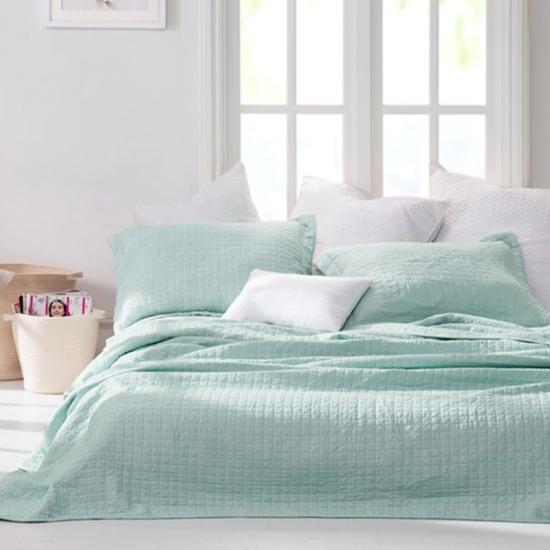 Memilih Kasur Polos Yang Tepat Untuk Kamar Tidur Anda